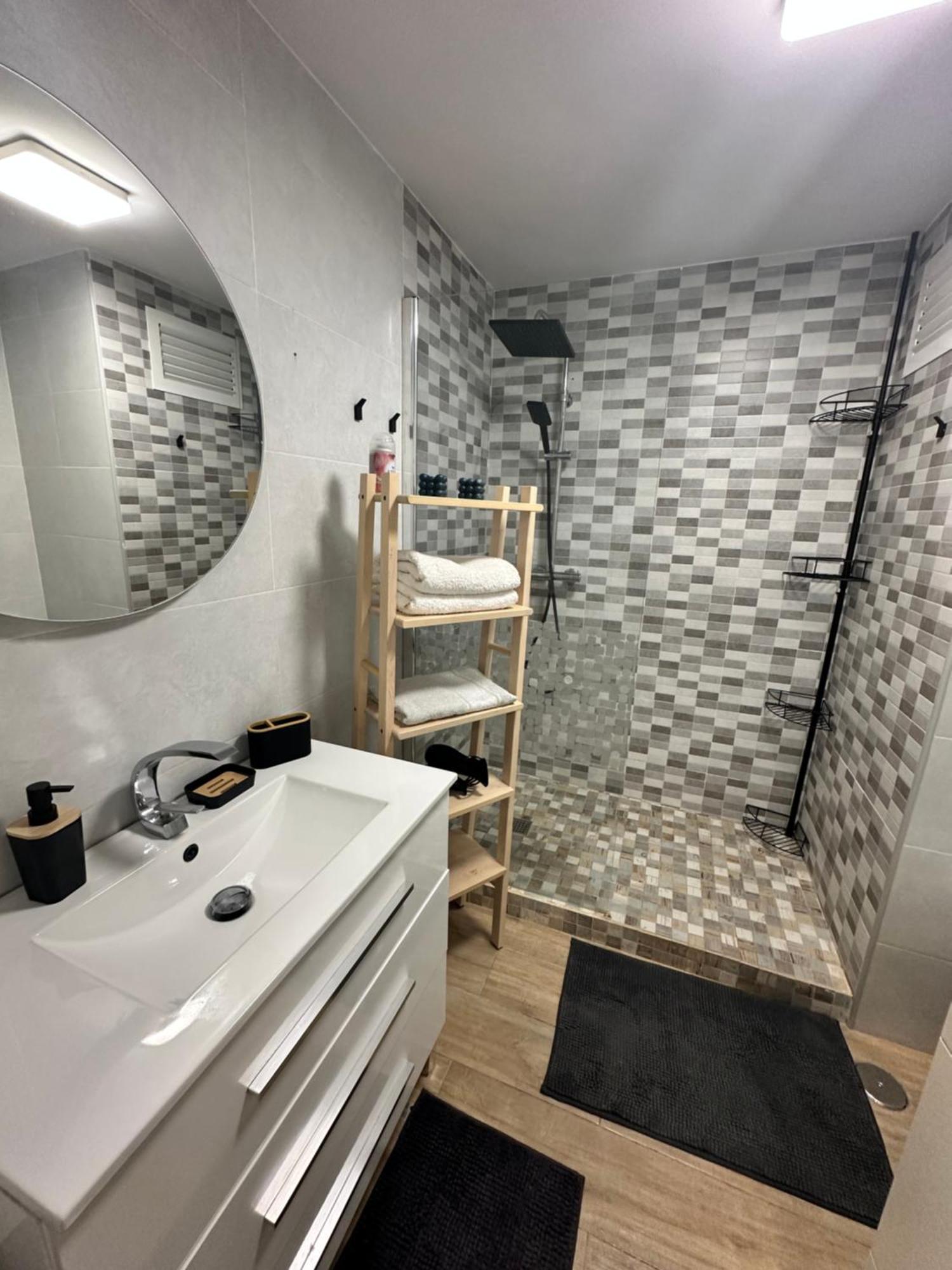 Estudio Dreams Аликанте Экстерьер фото